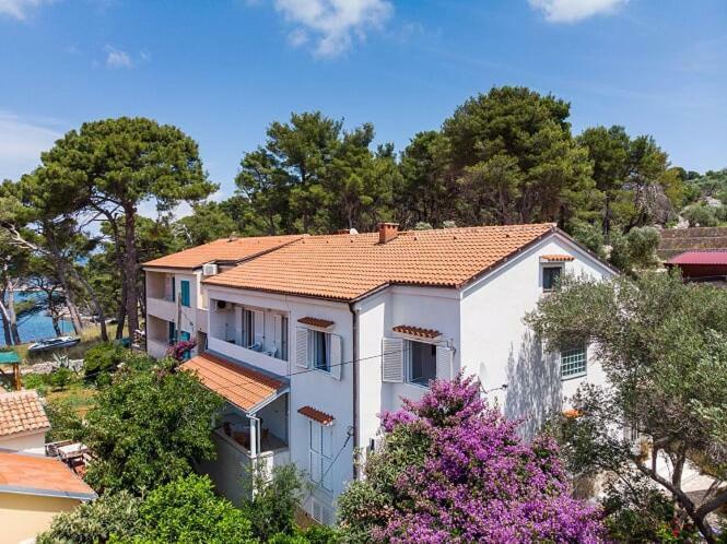 Cuore Di Milka Apartments Veli Losinj Exterior photo